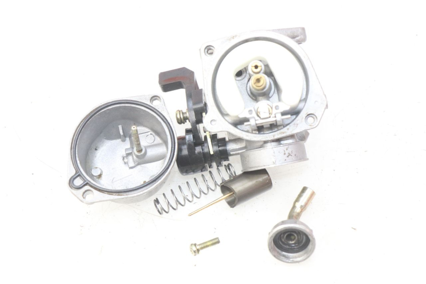 photo de CARBURETOR CCR DIRT BIKE 125 - Surface and material condition