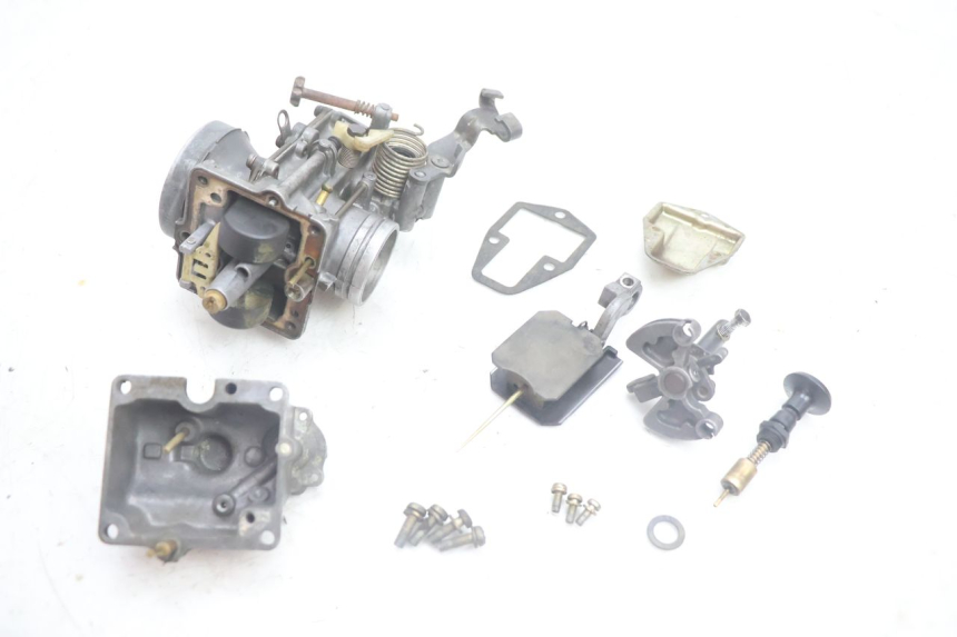 photo de CARBURETOR SUZUKI DR S 600 (1985 - 1989) - Additional view of the item