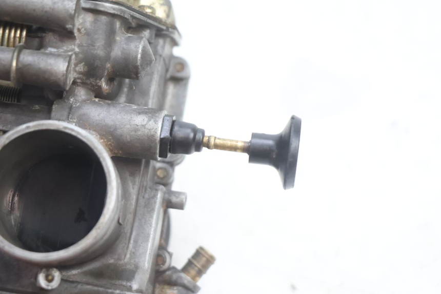 photo de CARBURETOR SUZUKI DR S 600 (1985 - 1989) - Technical close-up