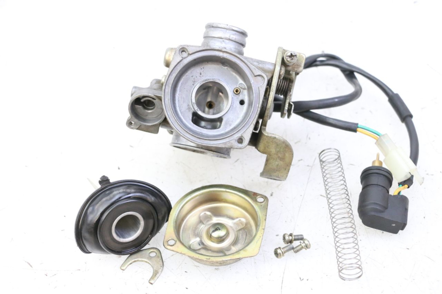 photo de CARBURETOR JM MOTORS EVOLIS 4T 50 (2018 - 2022) - High-resolution close-up