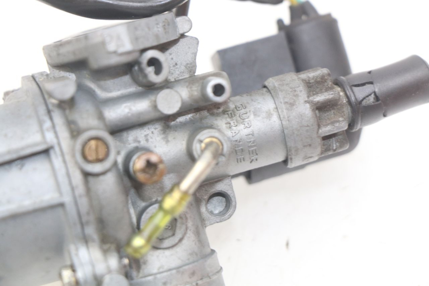 photo de CARBURETOR PEUGEOT FOX 50 (1995 - 2003) - Zoom on usage condition