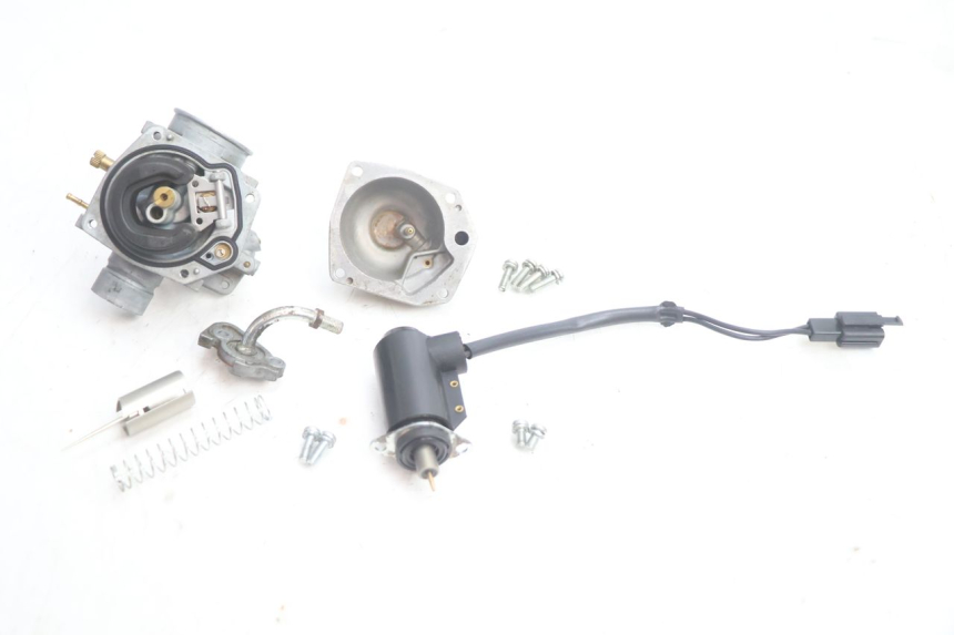 photo de CARBURETOR VASTRO GP 2T 50 (2013 - 2017) - Surface and material condition