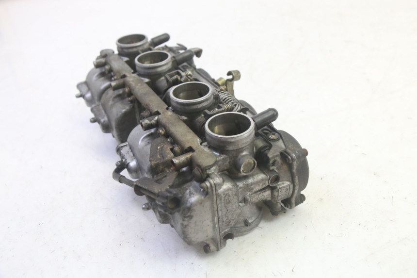 photo de CARBURETOR KAWASAKI GPX R WARBIRD 600 (1988 - 1993) - Alternative perspective