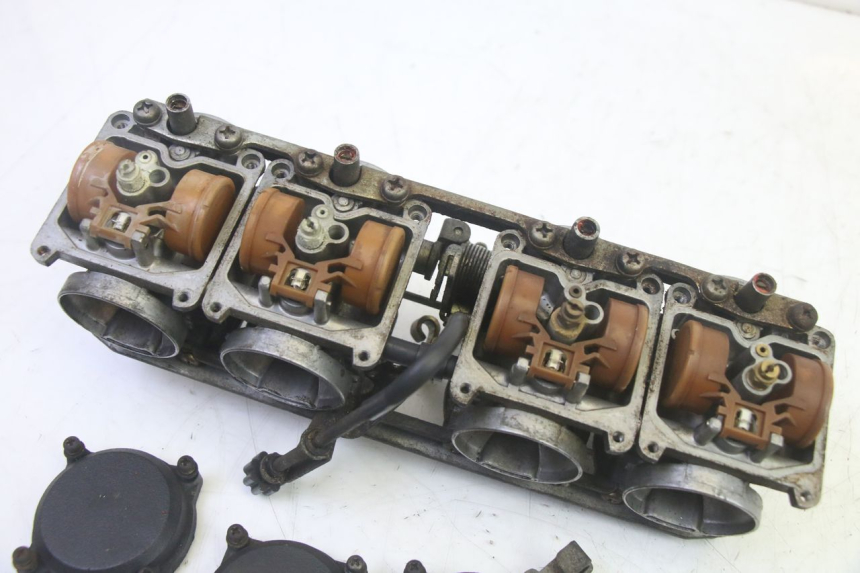 photo de CARBURETOR KAWASAKI GPX R WARBIRD 600 (1988 - 1993) - Surface and material condition