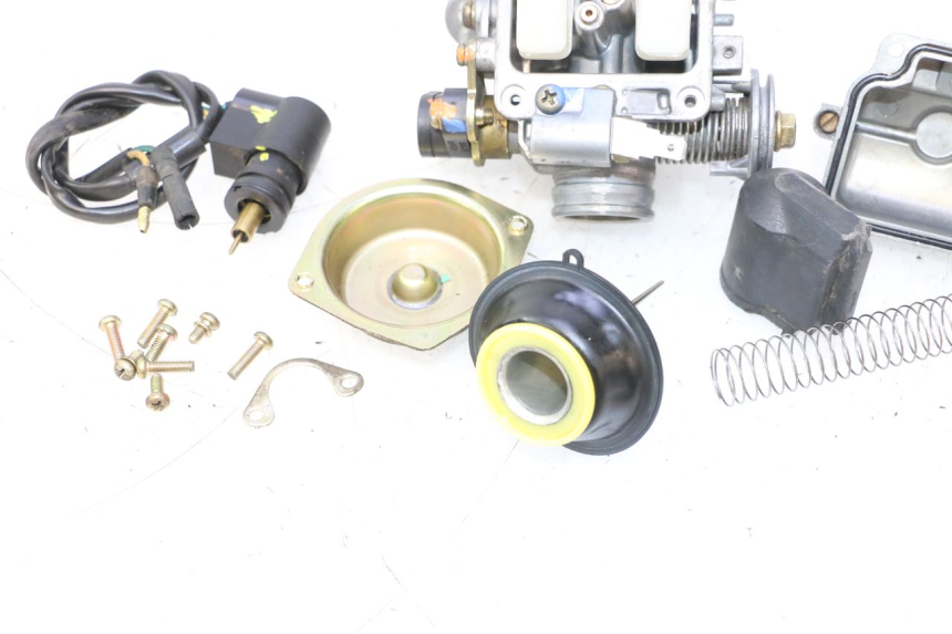 photo de CARBURETOR KYMCO GRAND DINK 125 (2008 - 2014) - Distinctive features