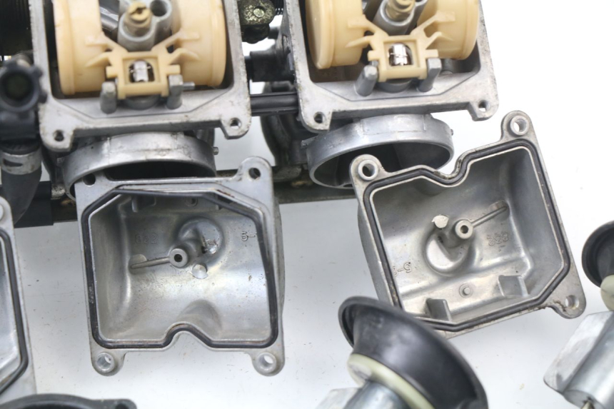photo de CARBURETOR SUZUKI GSF N BANDIT 600 (1996 - 1999) - Technical close-up