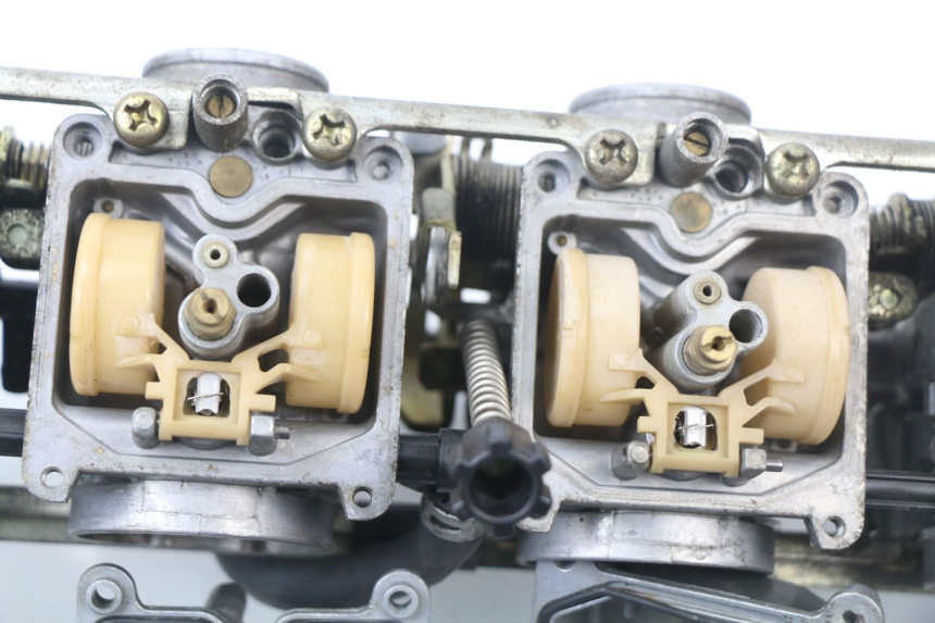 photo de CARBURETOR SUZUKI GSF N BANDIT 600 (1996 - 1999) - Additional view of the item