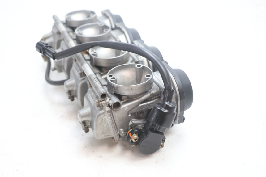 photo de CARBURETOR SUZUKI GSF N BANDIT 1200 (2001 - 2005) - Fixing points details