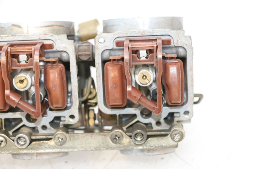 photo de CARBURETOR SUZUKI GSX F GSXF 750 (1988 - 1998) - Detailed visual inspection