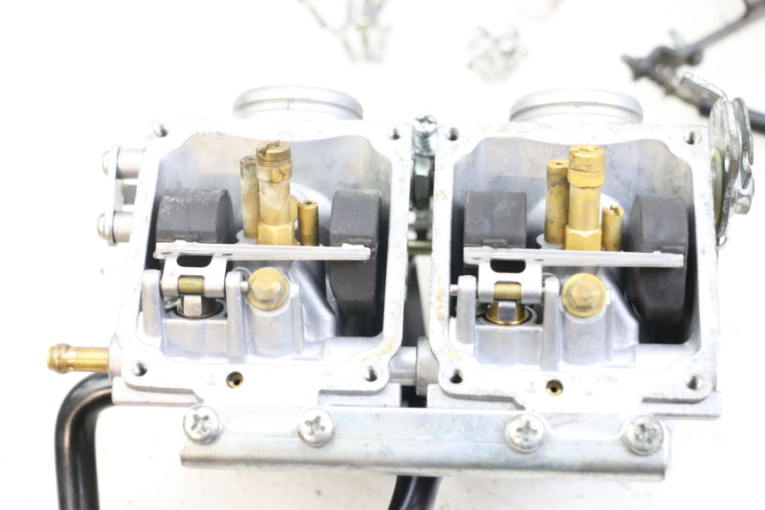 photo de CARBURETOR HYOSUNG GTR 125 (2006 - 2008) - Component zoom