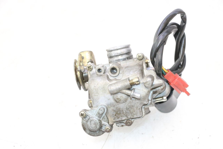 photo de CARBURETOR BAOTIAN HUASHA HS50QT-7 50 - Technical close-up