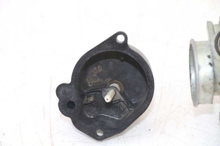 photo de CARBURETOR YAMAHA JOG R 50 (2004 - 2014) - Surface and material condition