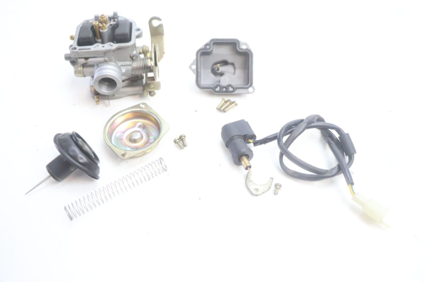 photo de CARBURETOR PEUGEOT KISBEE 4T 50 (2010 - 2017) - Fixing points details