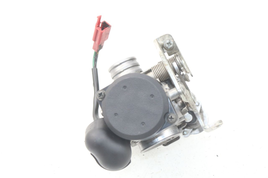 photo de CARBURETOR PIAGGIO LIBERTY 4T 50 (2009 - 2015) - Alternative perspective