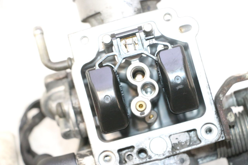 photo de CARBURETOR PIAGGIO LIBERTY 125 (1998 - 2008) - Zoom on usage condition