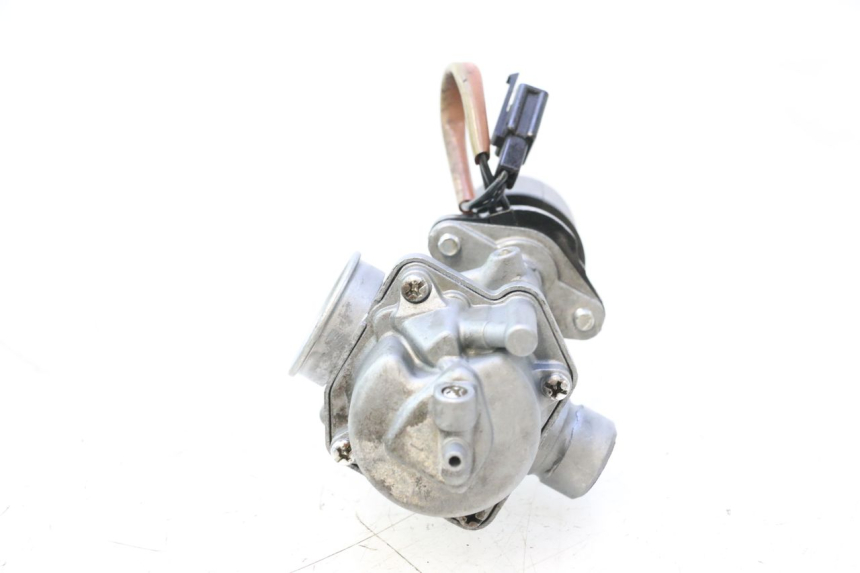 photo de CARBURETOR LONGJIA LJ50QT 8M 2T 50 (2010 - 2017) - Zoom on usage condition
