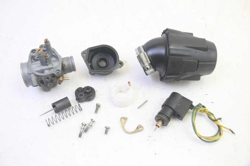 photo de CARBURETOR PEUGEOT LUDIX 50 (2005 - 2007) - Surface and material condition