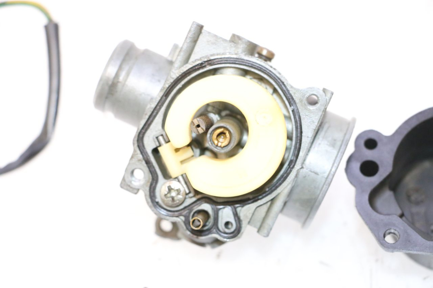 photo de CARBURETOR PEUGEOT LUDIX ONE 50 (2004 - 2013) - High-resolution close-up