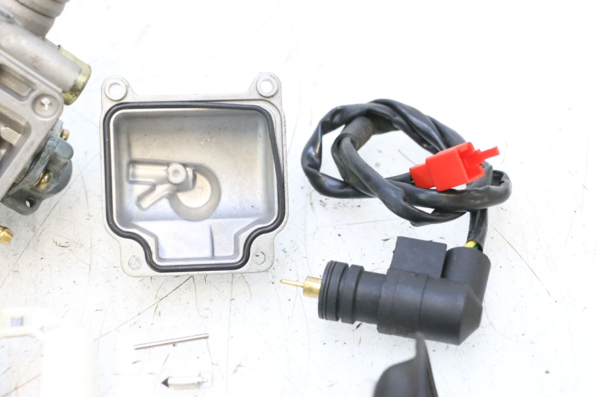 photo de CARBURETOR KEEWAY MATRIX RX9 125 (2006 - 2007) - Alternative angle