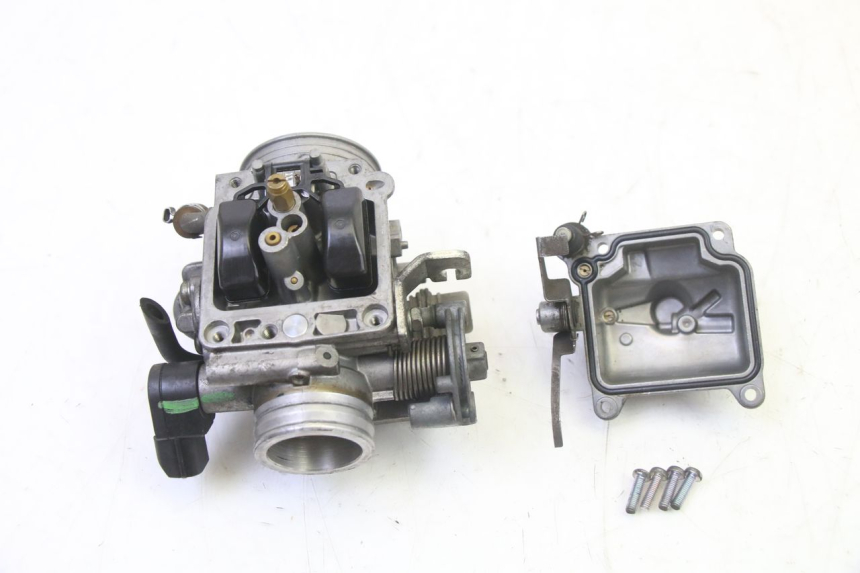 photo de CARBURETOR PIAGGIO MP3 125 (2006 - 2014) - Surface and material condition