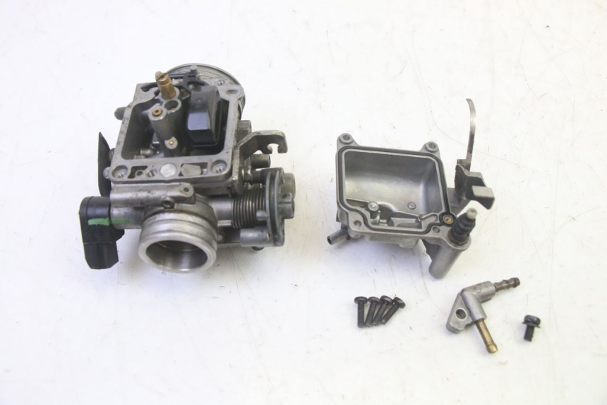 photo de CARBURETOR PIAGGIO MP3 125 (2006 - 2014) - Surface and material condition