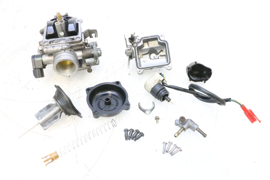 photo de CARBURETOR PIAGGIO MP3 125 (2006 - 2014) - Fixing points details