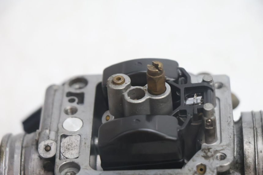 photo de CARBURETOR PIAGGIO MP3 125 (2006 - 2014) - Distinctive features