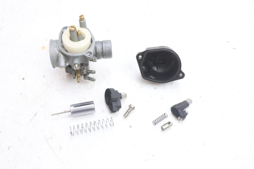 photo de CARBURETOR RIEJU MRT PRO SUPERMOTARD 50 (2007 - 2018) - Surface and material condition