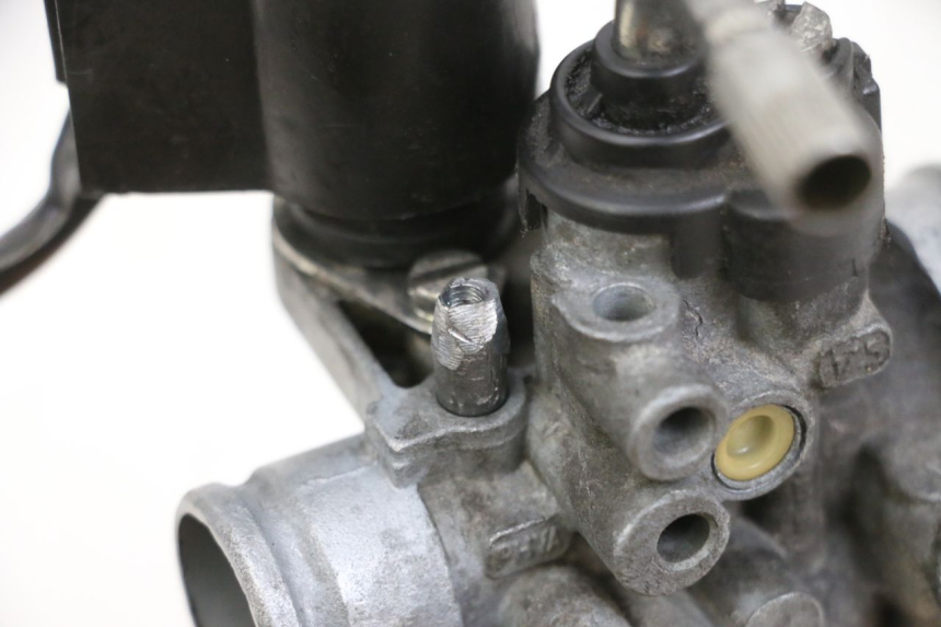 photo de CARBURETOR PIAGGIO NEW TYPHOON 50 (2018 - 2021) - Alternative perspective