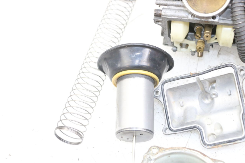 photo de CARBURETOR HONDA NTV DEAUVILLE 650 (1998 - 2001) - Focus on structure