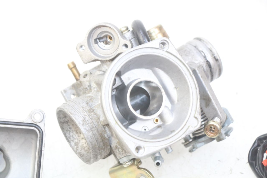 photo de CARBURETOR SELECT UP OCTALIS 125 (2007 - 2012) - Distinctive features