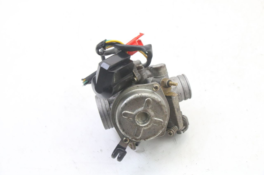 photo de CARBURETOR PEUGEOT VIVACITY 125 (2010 - 2017) - Fixing points details