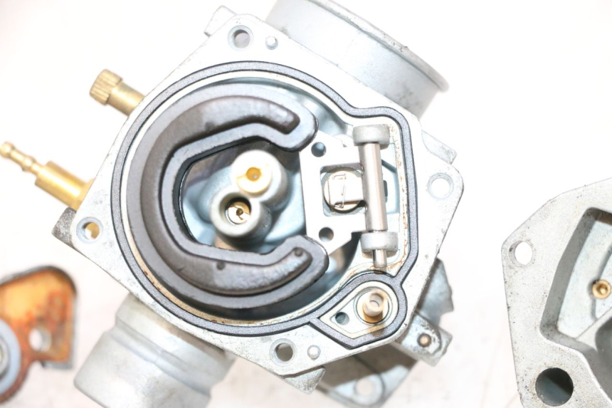 photo de CARBURETOR RIDE RACE GT 2T 50 (2012 - 2017) - Distinctive features