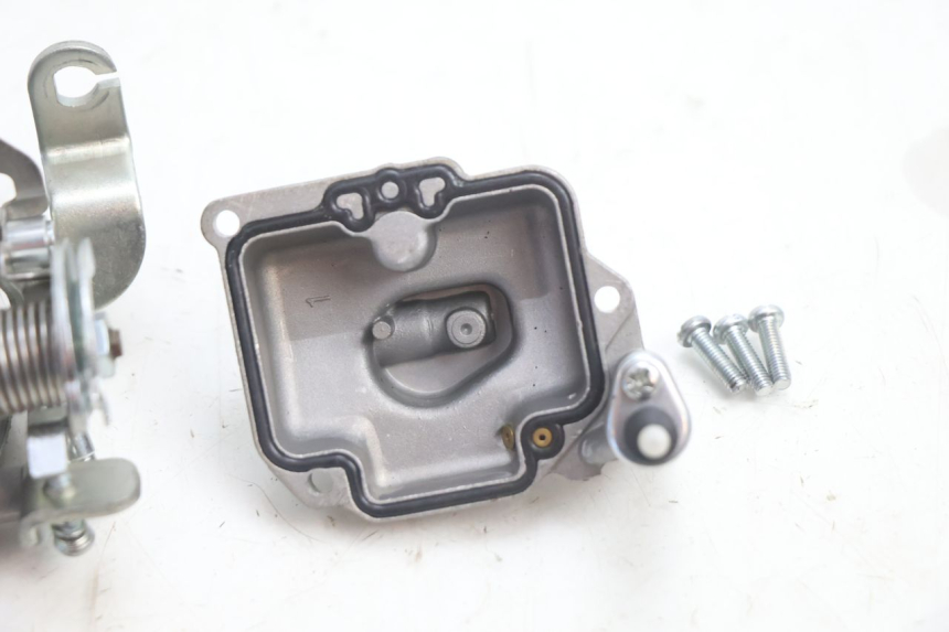 photo de CARBURETOR LAZIO RENO 50 (2016 - 2021) - Additional view of the item