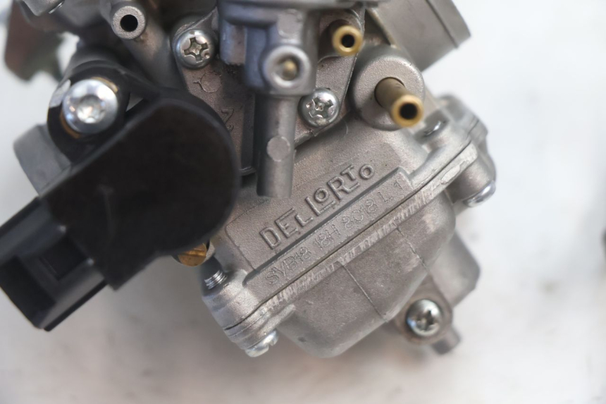 photo de CARBURETOR LAZIO RENO 50 (2016 - 2021) - Technical close-up