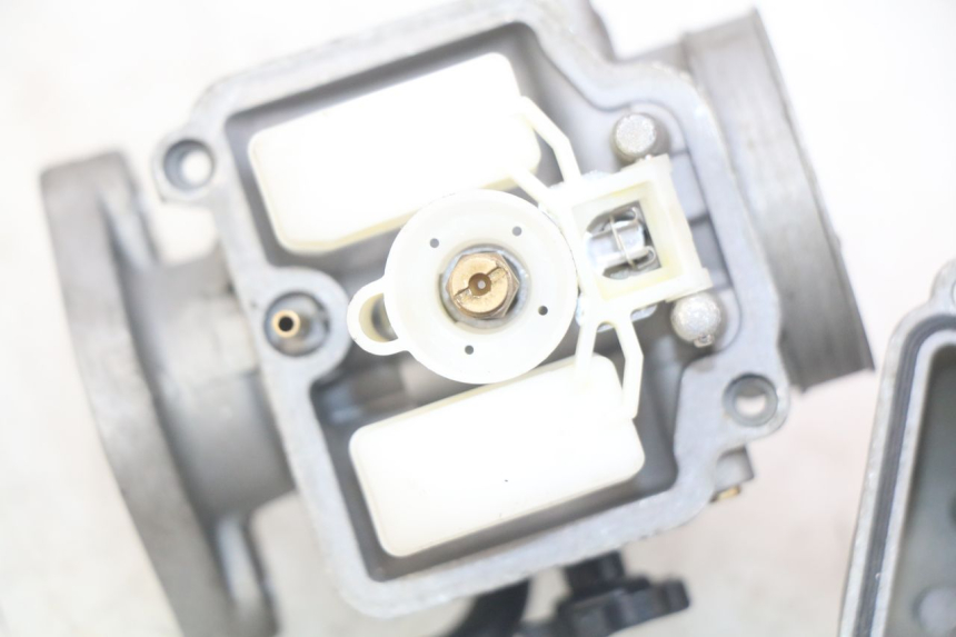 photo de CARBURETOR APOLLO RFZ 125 - Component zoom
