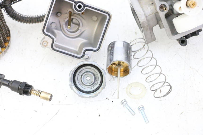 photo de CARBURETOR APOLLO RFZ 125 - Distinctive features