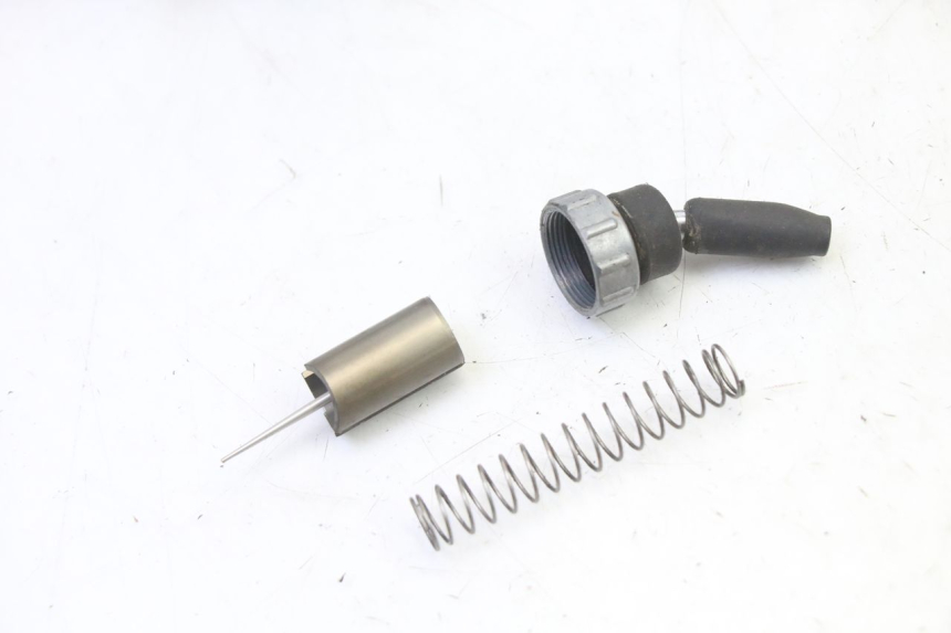 photo de CARBURETOR APOLLO RFZ 125 - Detailed visual inspection