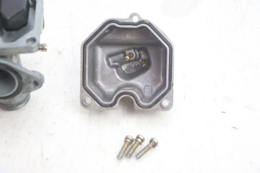 photo de CARBURETOR APOLLO RFZ 125 - High-resolution close-up