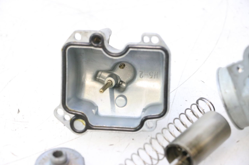 photo de CARBURETOR APOLLO RFZ 140 - High-resolution close-up
