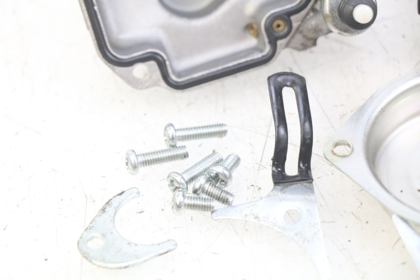 photo de CARBURETOR TNT MOTOR ROMA 10' 4T 50 (2019 - 2022) - High-resolution close-up