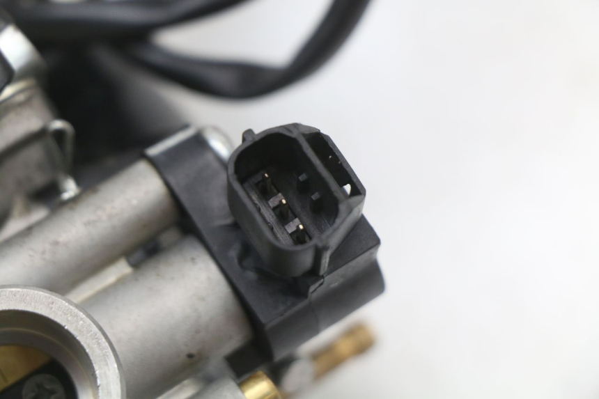 photo de CARBURETOR TNT MOTOR ROMA 10' 4T 50 (2019 - 2022) - Technical close-up