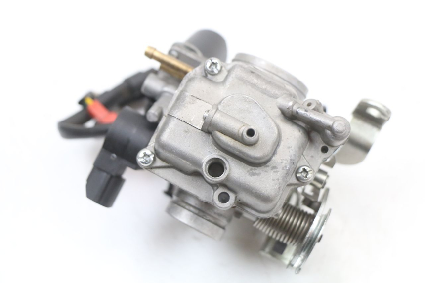 photo de CARBURETOR TNT MOTOR ROMA 10' 4T 50 (2019 - 2022) - Surface and material condition