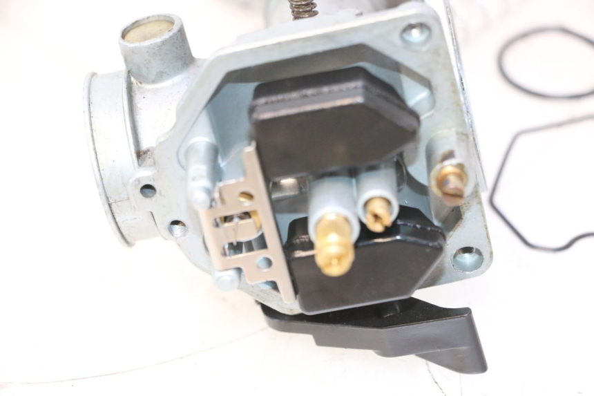 photo de CARBURETOR MZ RT 125 (2000 - 2008) - Detailed visual inspection