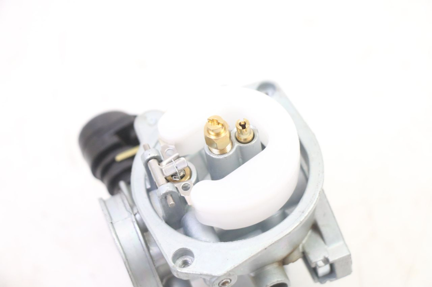photo de CARBURETOR APOLLO RXF 125 - High-resolution close-up