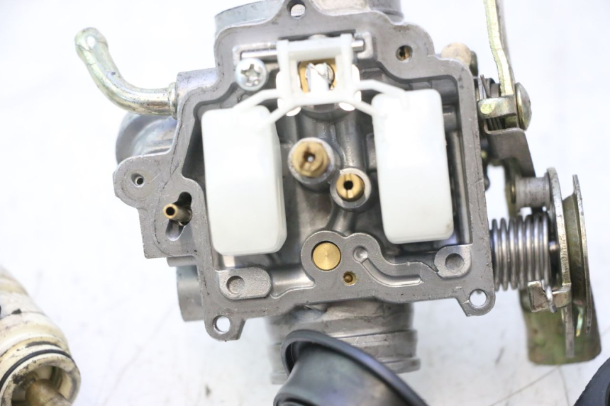 photo de CARBURETOR DAELIM S2 125 (2006 - 2007) - Focus on structure