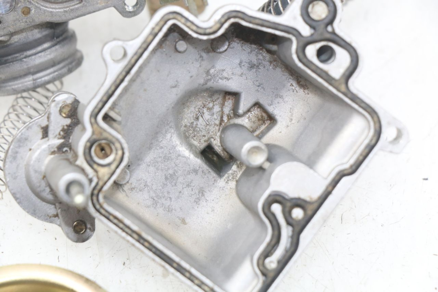 photo de CARBURETOR DAELIM S4 50 (2010 - 2015) - High-resolution close-up