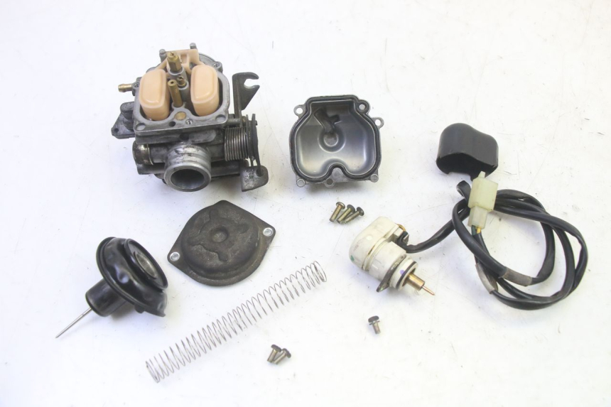 photo de CARBURETOR HONDA SCV LEAD 100 (2003 - 2007) - Surface and material condition