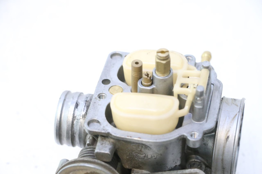 photo de CARBURETOR HONDA SCV LEAD 100 (2003 - 2007) - High-resolution close-up