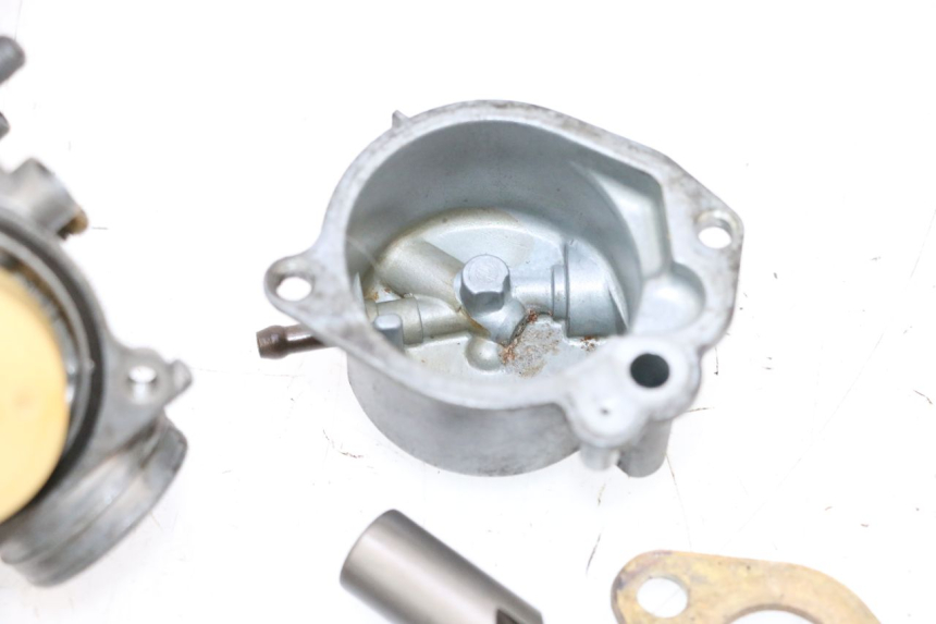 photo de CARBURETOR PEUGEOT SPEEDFIGHT LC 50 (1996 - 2002) - Focus on structure